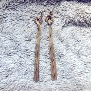UO dangling earrings